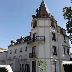  Bed & Breakfast Chateau Les 4 Saisons France